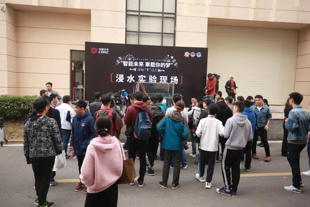 Show time！中车电动“黑科技”震撼巴士迷