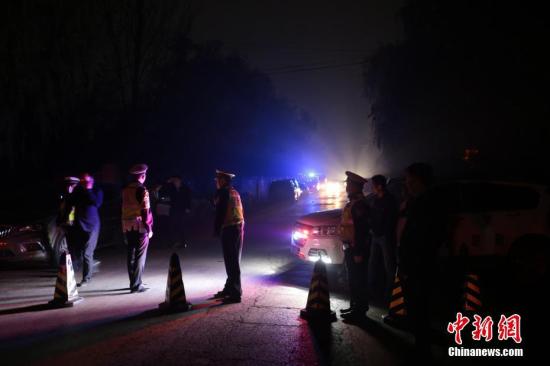 西安面包车撞搅拌车致十死事故原因披露:面包司机操作不当
