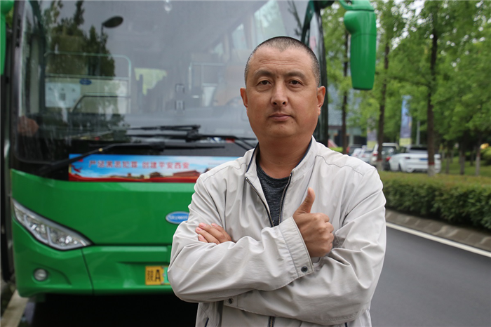 356公里超长续航，开沃纯电动旅游大巴领跑市场
