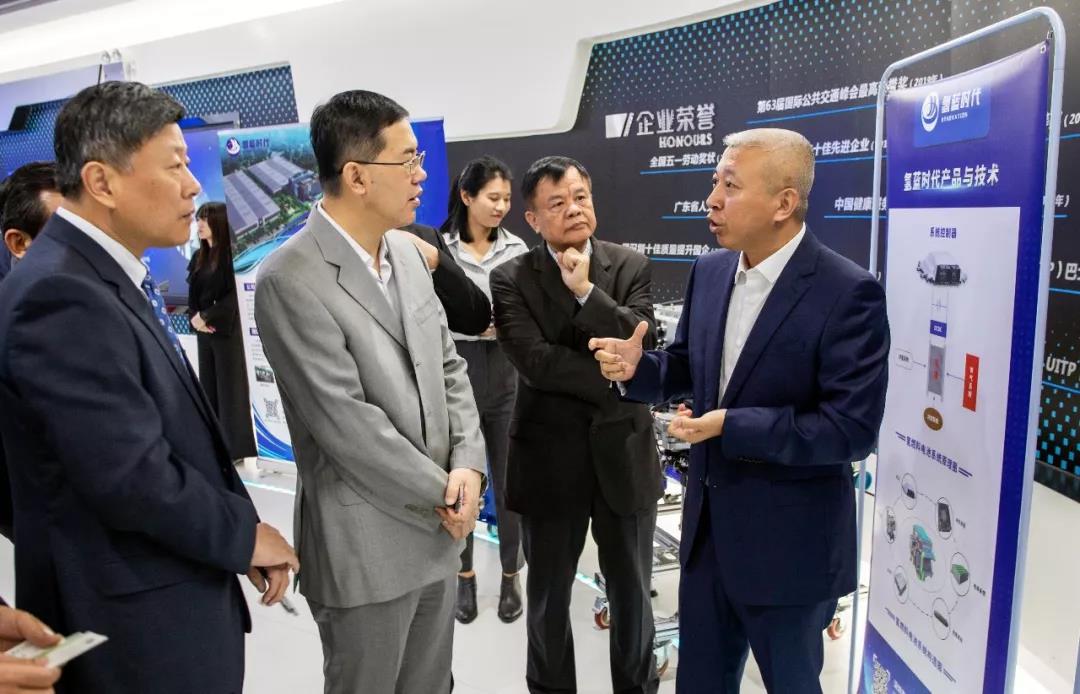 万众“氢”心，开沃汽车与深圳巴士集团、燃气集团、氢蓝时代签署战略协议