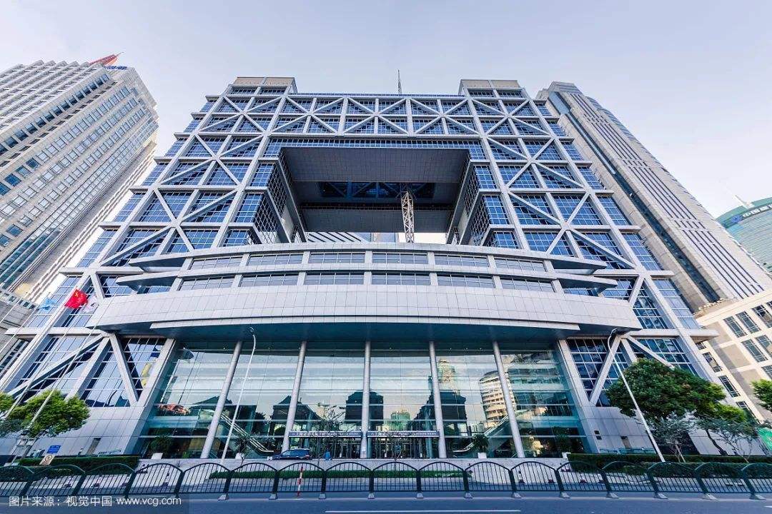 央行等四部门：研究设立广州期货交易所，充分发挥广州碳排放交易所平台功能