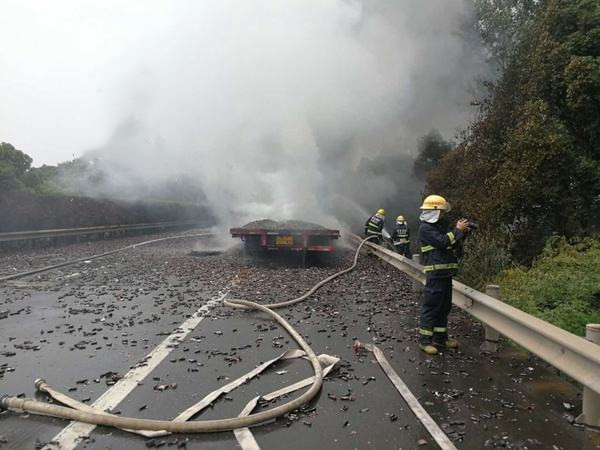导致锂离子电池起火爆炸的安全性分析