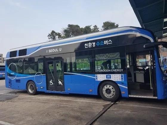 韩国首尔首批氢能公交正式上路，未来5年将推广1000辆