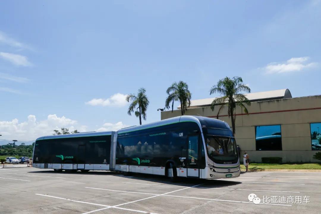 比亚迪造！巴西首台本地制造的纯电动铰链式大巴正式亮相