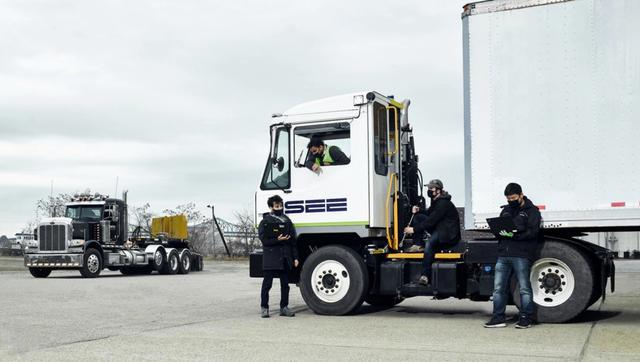 自动驾驶堆场卡车如何应用于航运中心？