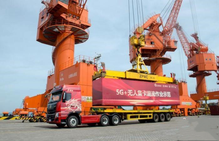 广西首个5G＋无人驾驶集装箱卡车项目在北部湾港启动