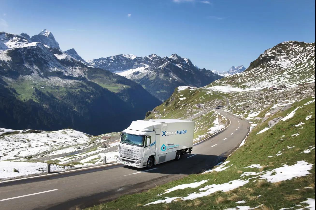 现代汽车氢燃料电池重卡XCIENT在瑞士累计行驶突破100万公里