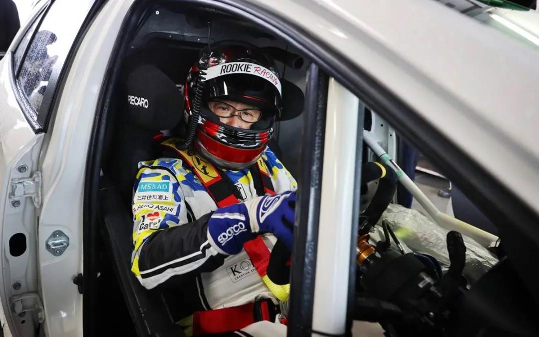 MIRAI创下世界纪录，丰田章男亲自开赛车“带货”