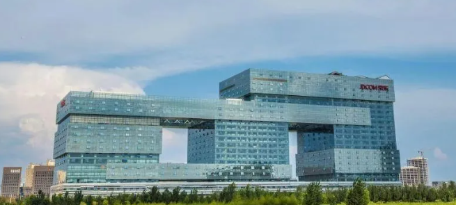 京东牵手吉利，除了商用车合作，还要升级智能物流仓储
