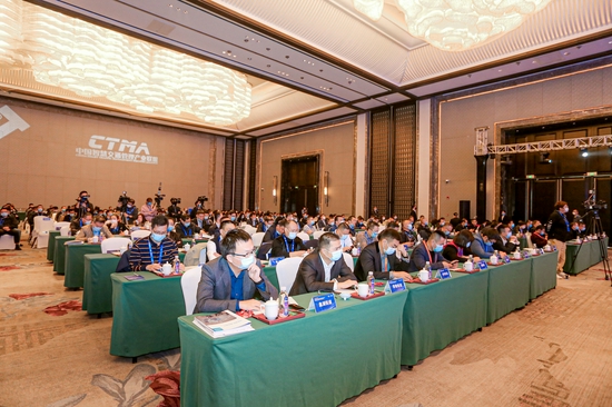 智能交通与车联网创新发展高峰论坛暨中国智慧交通管理产业联盟年会开幕