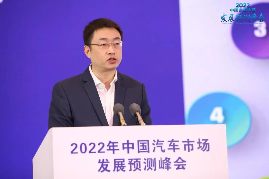 中汽协会预判：2022年中国汽车总销量同比增长5.4%；商用车同比下降6%