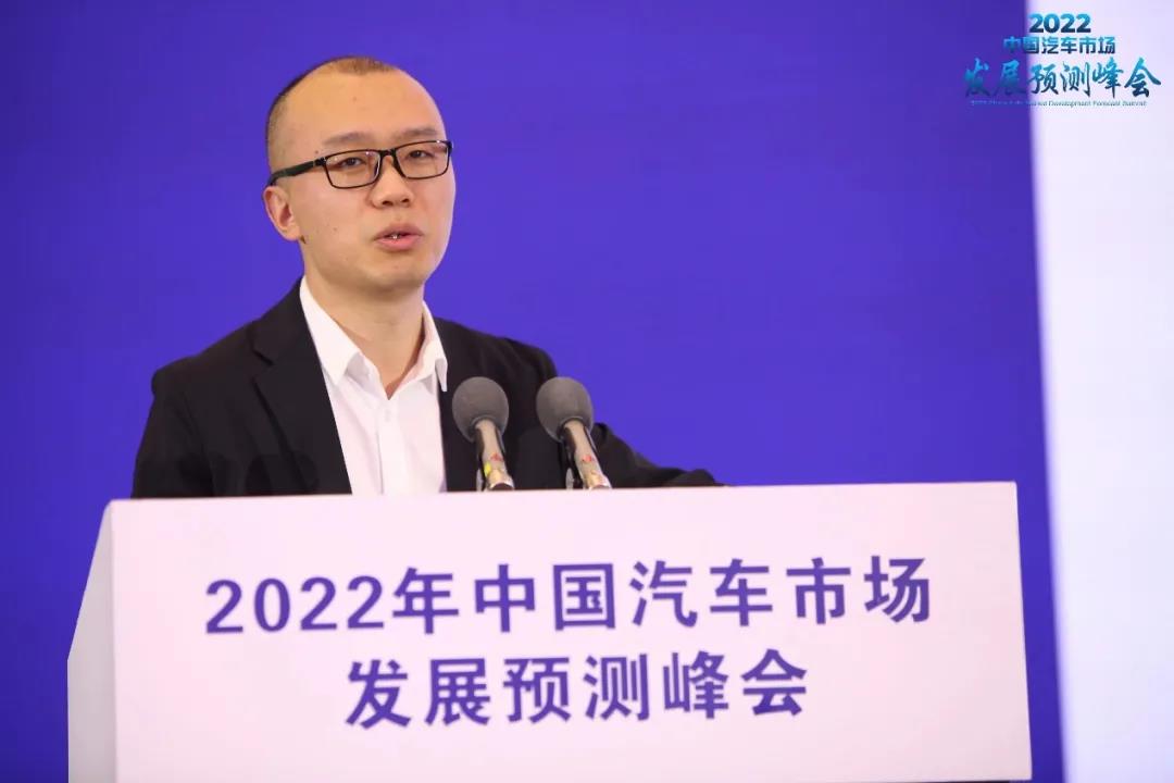 中汽协会预判：2022年中国汽车总销量同比增长5.4%；商用车同比下降6%