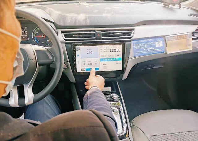 申程出行推出智能网联车机，助力上海出租车行业“数智”转型