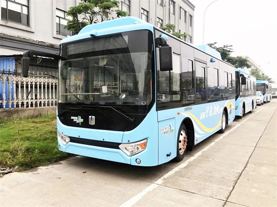吉利星际客车交付宁波，助力甬城市民绿色智慧出行