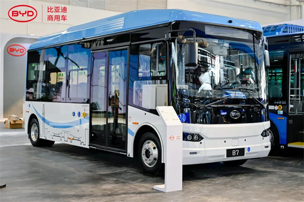 新品解析，科技赋能！比亚迪商用车闪耀2023北京道展