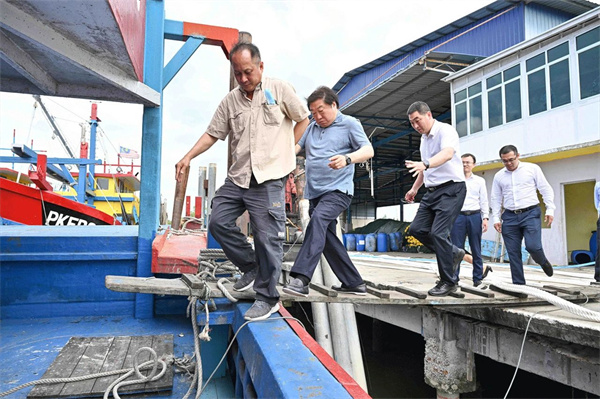 谭旭光：提升产品出口，先提升服务质量！