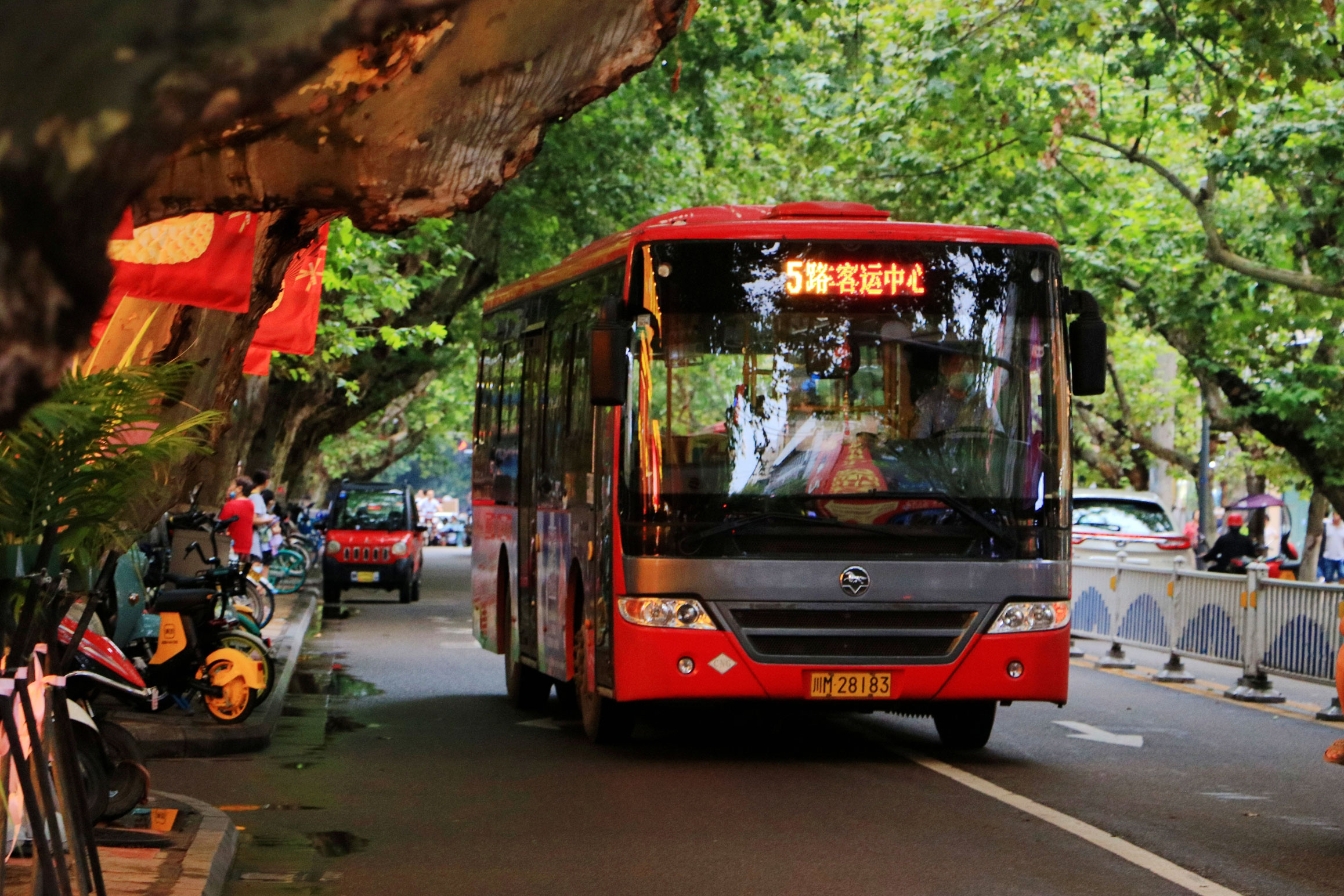 化解公交困境，当前城市公交客运量解决之道探析