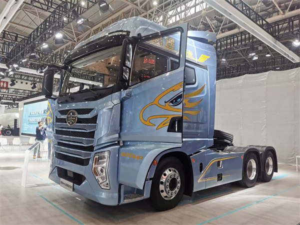 2023武汉车展：解放、东风商用车、东风柳汽、红岩、江淮PK