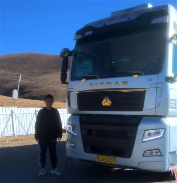 汕德卡用户王国森：懂车的人才选重汽！