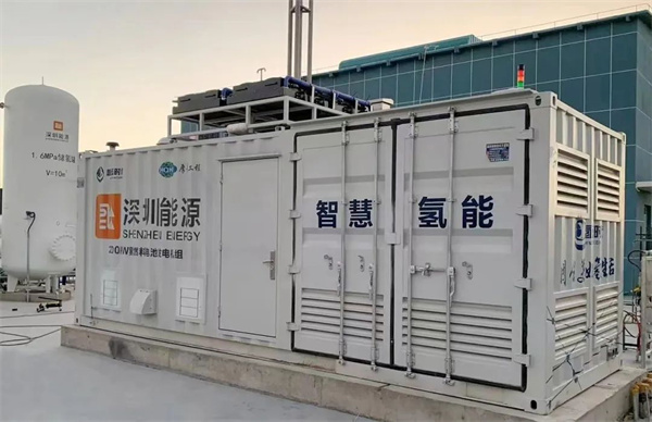 新疆首批氢能重卡及热电联供系统投入应用