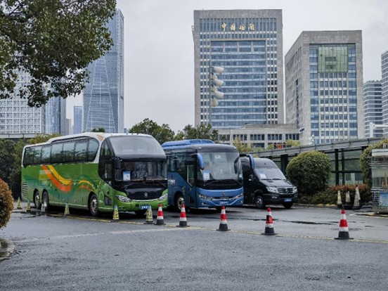 武汉召开旅游客运自律大会，亚星客车献技亮艺4款产品