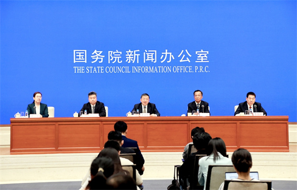 国家能源局章建华：把能源的饭碗端在自己手里！