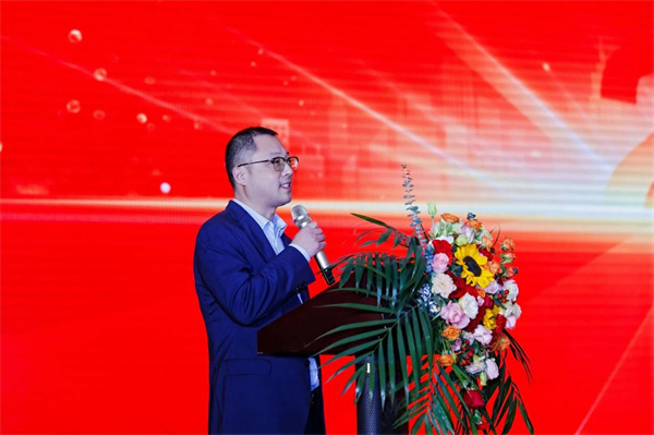 以热爱 赴未来 | 绿控传动2025年新春年会隆重举行