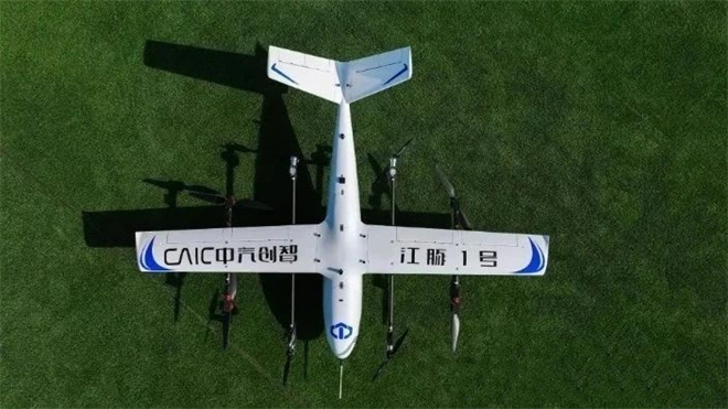 飞行汽车：突破空域、续航与成本的三重门