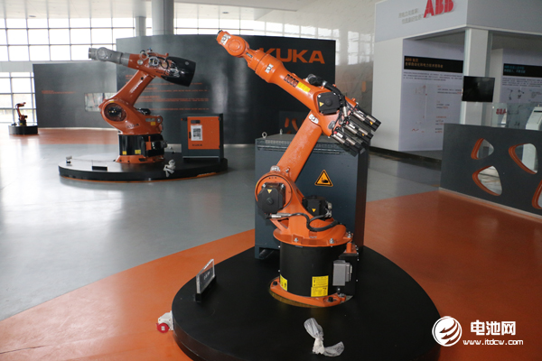 广汽订购430台库卡工业机器人 用于大规模生产电