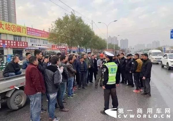 西安官方回应：货车取消限行 办理通行证即可 第一商用车网 cvworld.cn